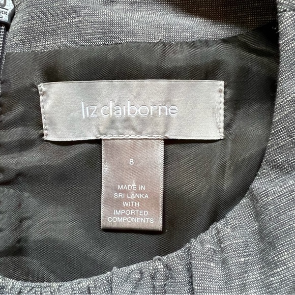 Classic gray dress - Picture 5 of 8